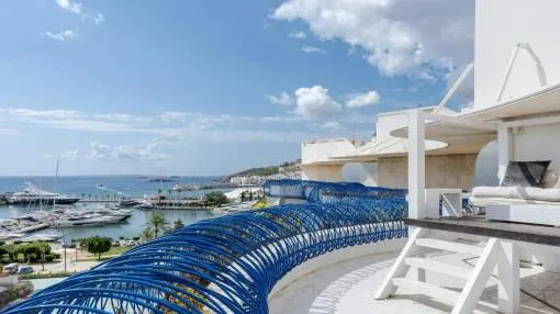 Front Line Penthouse With Views Over The Port Front Line Penthouse With Views Over The Port